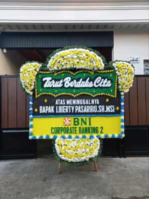 Papan Bunga Duka di Seunagan Timur