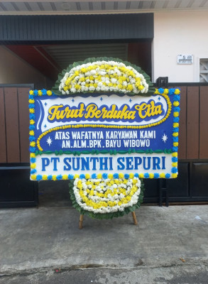 Papan Bunga Duka di Seunagan Timur