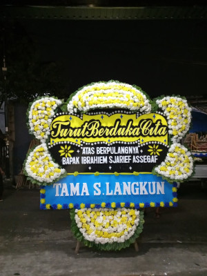 Papan Bunga Duka di Seunagan Timur